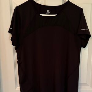 Black XL CHAMPION C9 women’s short sleeve T-shirt with reflective sleeves
